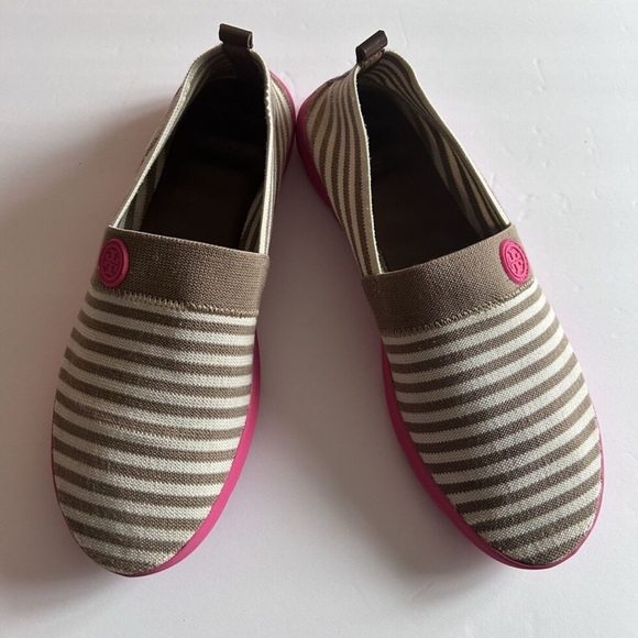 Tory Burch Shoes - Tory Burch
Micah Striped Elastic Sneaker, Ivory/Khaki/Pink